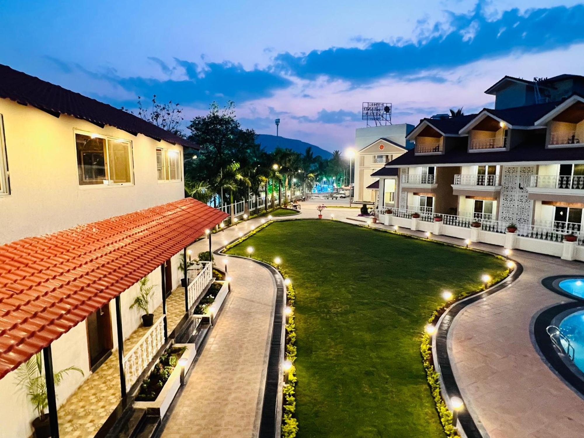 The Grand Leela Resort Khopoli Exteriér fotografie