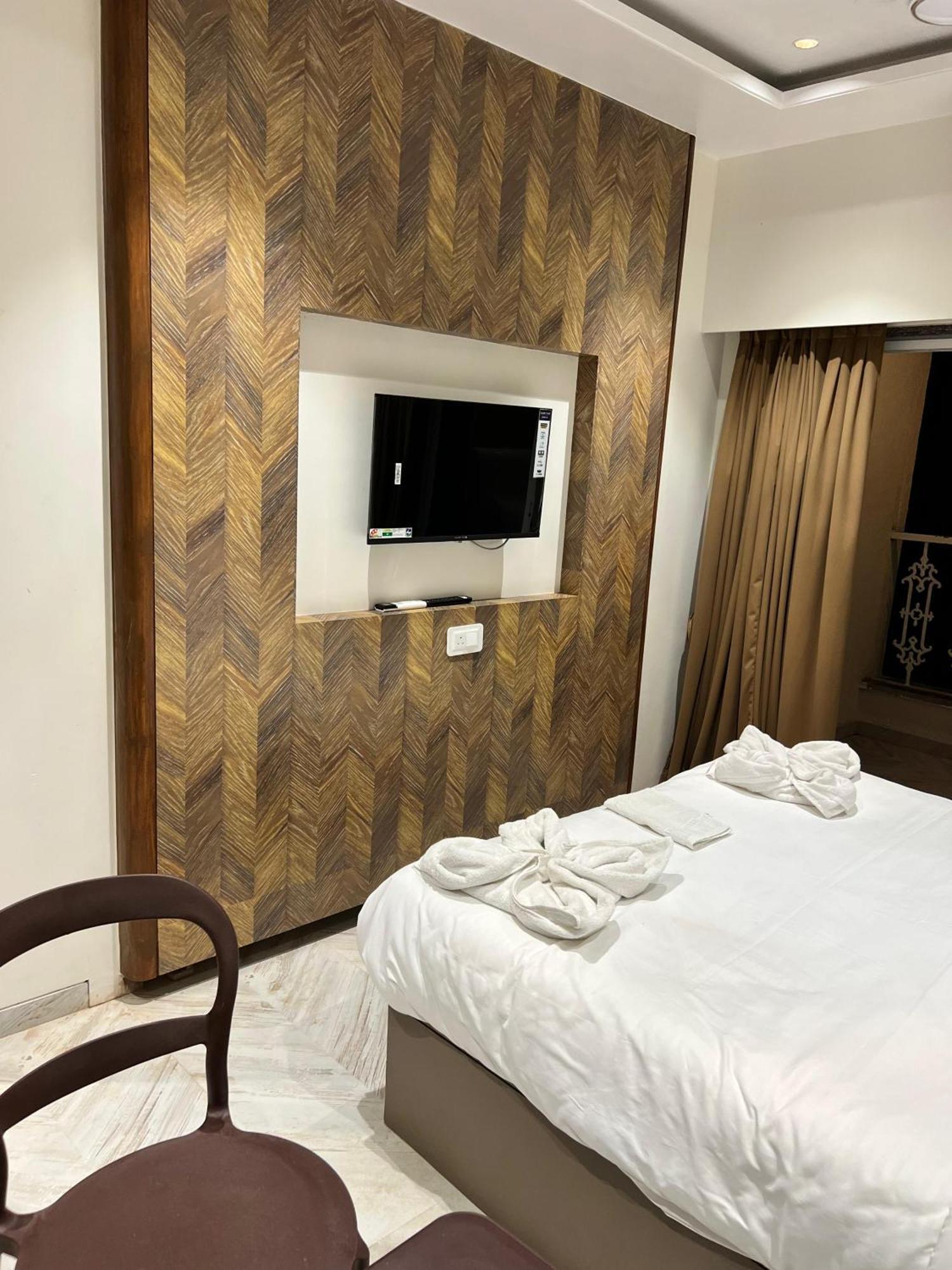 The Grand Leela Resort Khopoli Exteriér fotografie