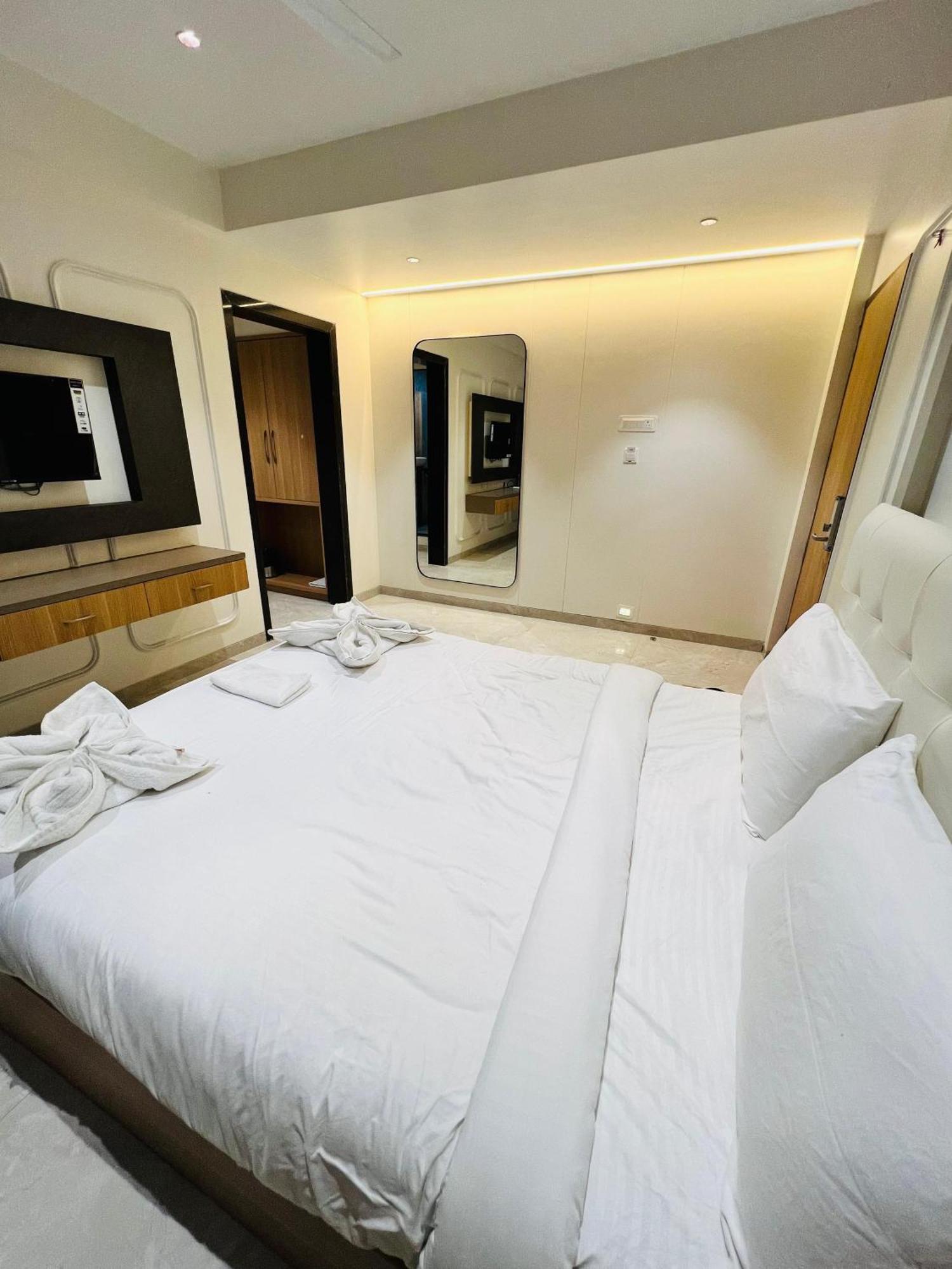 The Grand Leela Resort Khopoli Exteriér fotografie