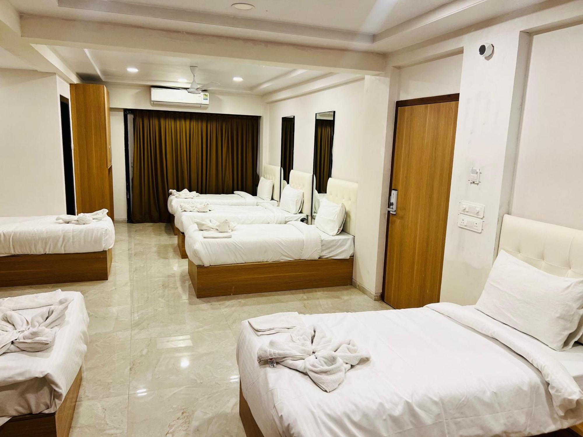 The Grand Leela Resort Khopoli Exteriér fotografie