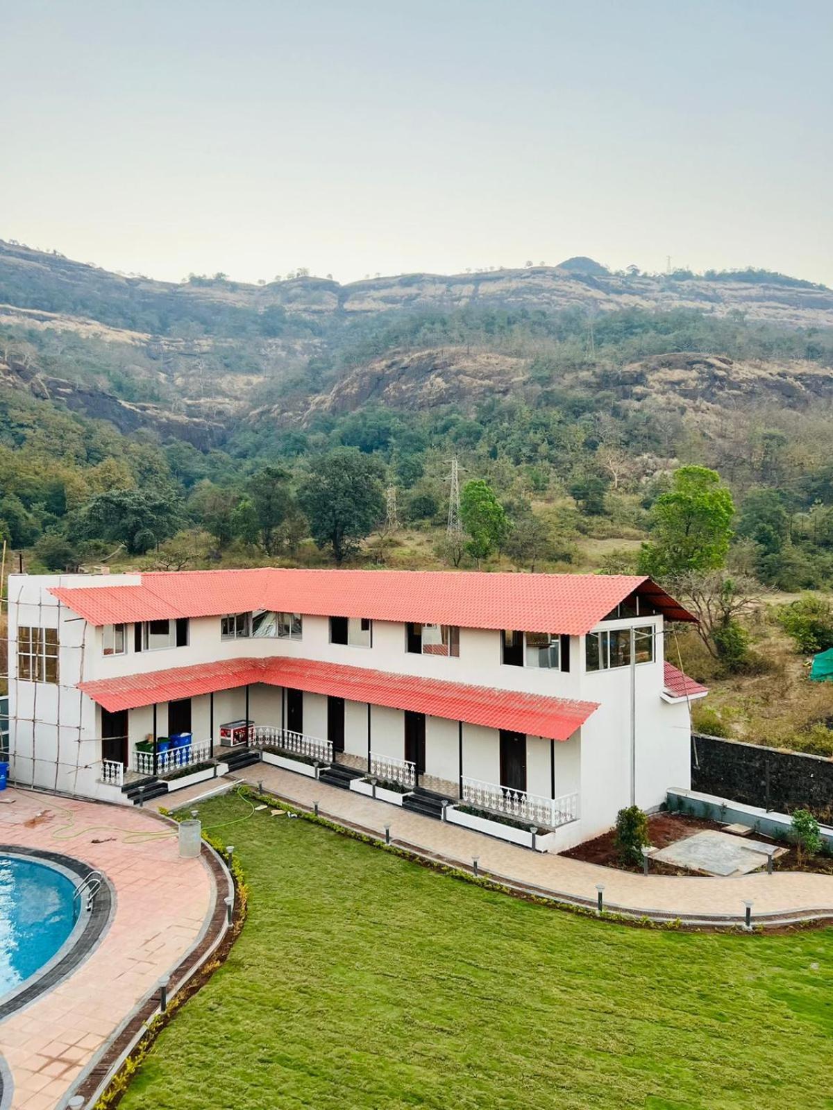 The Grand Leela Resort Khopoli Exteriér fotografie